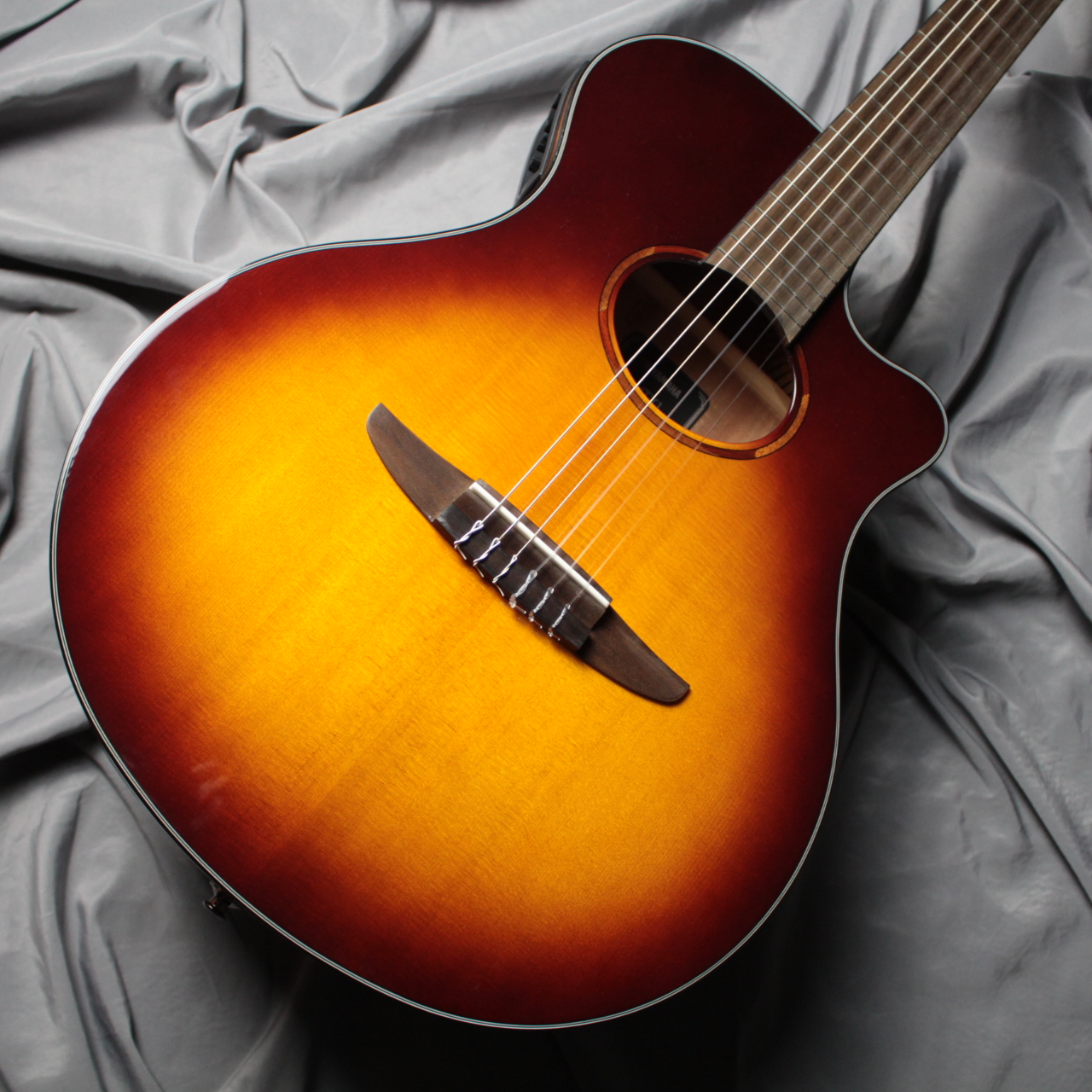 YAMAHANTX1 BROWN SUNBURST