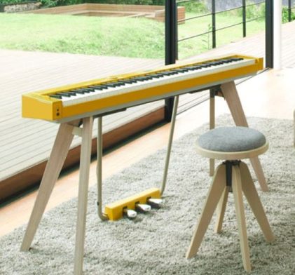 型番	PX-S7000<br />
販売価格¥253,000(税込)<br />
<br />
当店に展示はございませんが、ご案内可能です。本格的なタッチ・音が魅力でありながら、スタイリッシュでインテリアとしても暮らしに彩りを与えてくれる、他にはない電子ピアノです。<br />
シックなブラック、上品なホワイト、アクセントにもなるハーモニアスマスタードの3色展開です。<br />
<br />
基本据付設置料無料<br />
