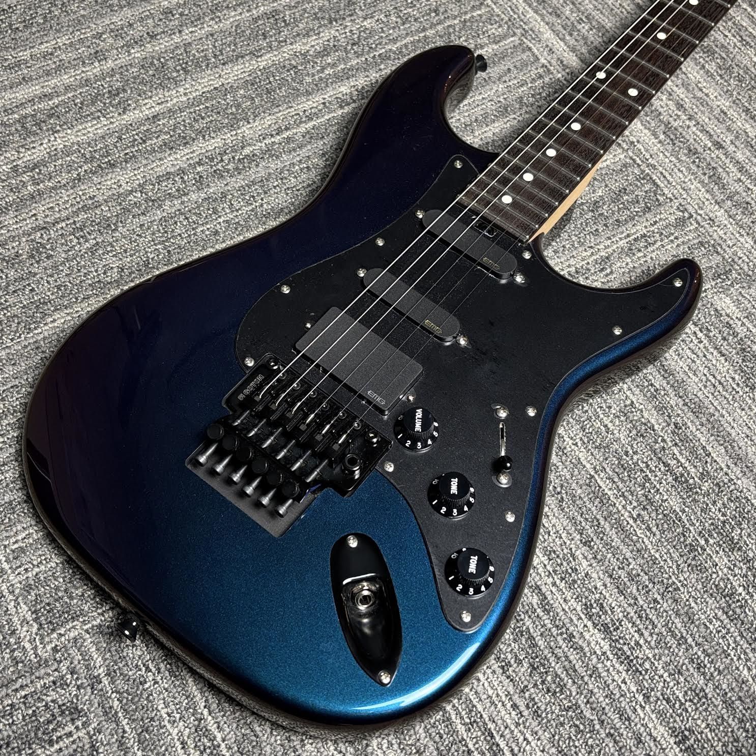 Red house GuitarsPiccola S/SSH EM