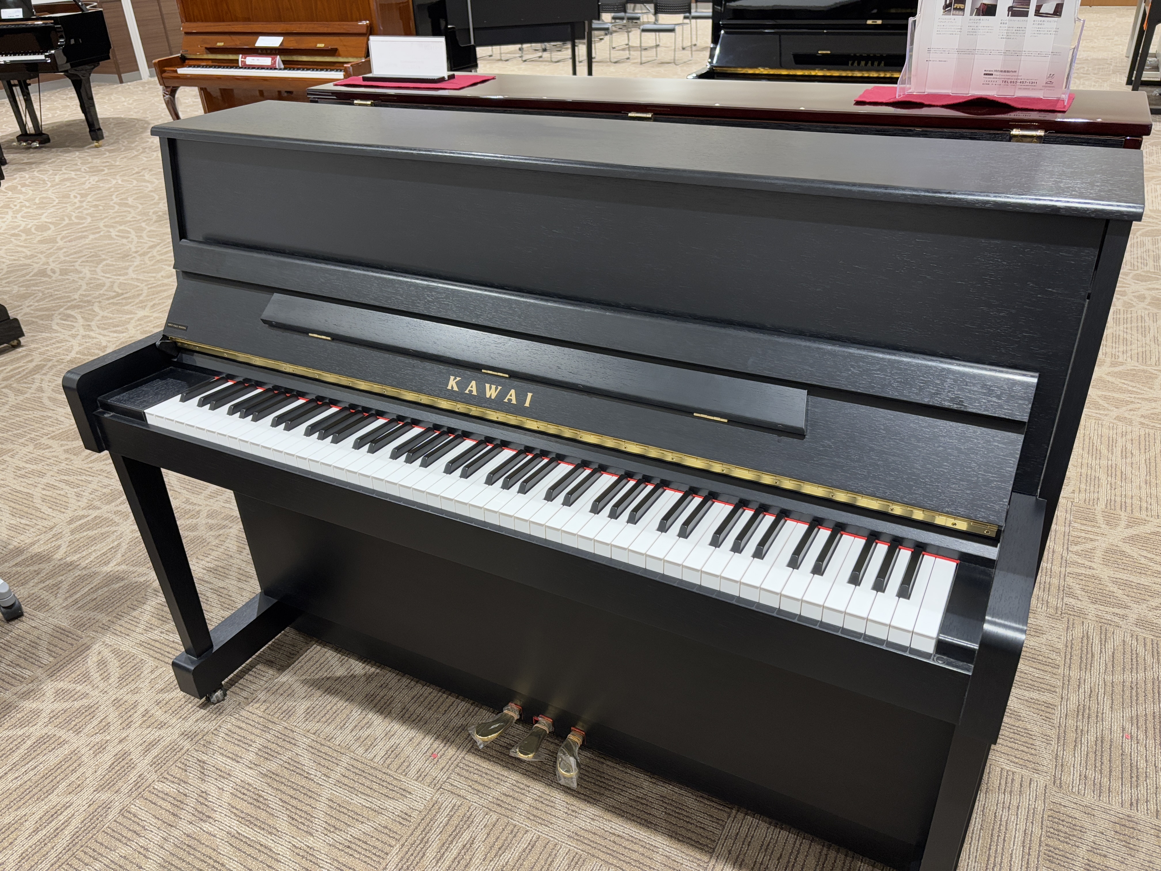 KAWAI中古アップライトピアノNF15　（2021年製）ノワール・モダンブラック調