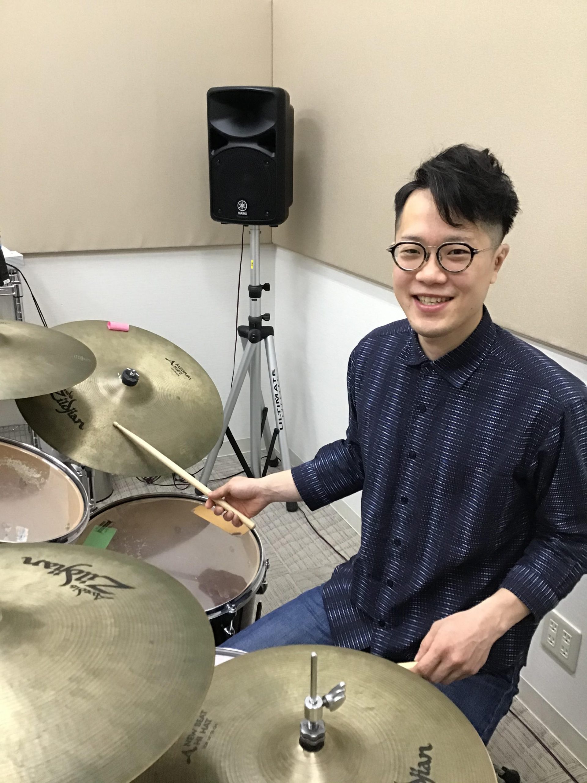 ドラム キッズドラムコース 講師紹介 佐々木 脩 The Outlets Hiroshima店 店舗情報 島村楽器