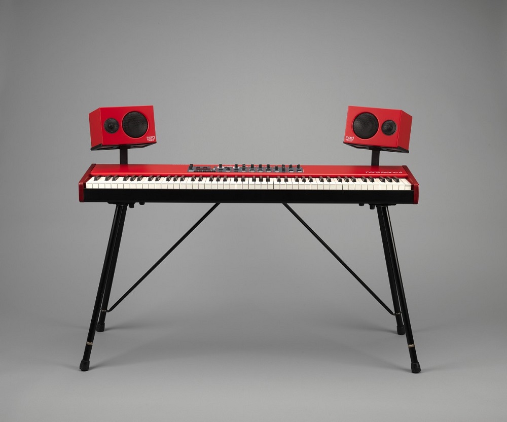 【モニタースピーカーシステム新製品】Nord ( ノード )からすべてのNordキーボード製品で使用可能で Nord Piano にダイレクトに取付可能なモニタースピーカーシステム「Nord Piano Monitor」を発表