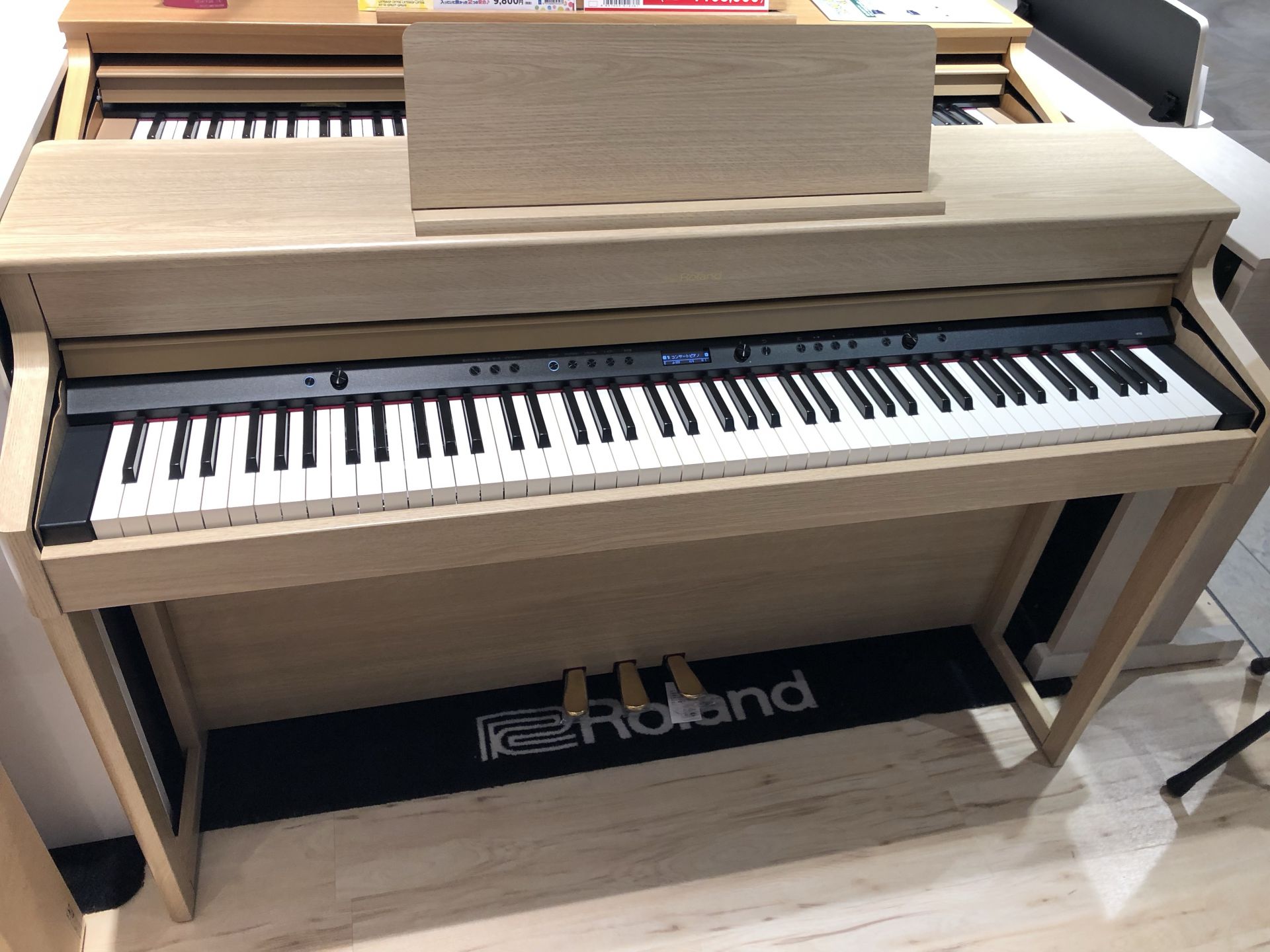 電子ピアノ新商品入荷】Roland / HP702 上位モデルのLXシリーズの