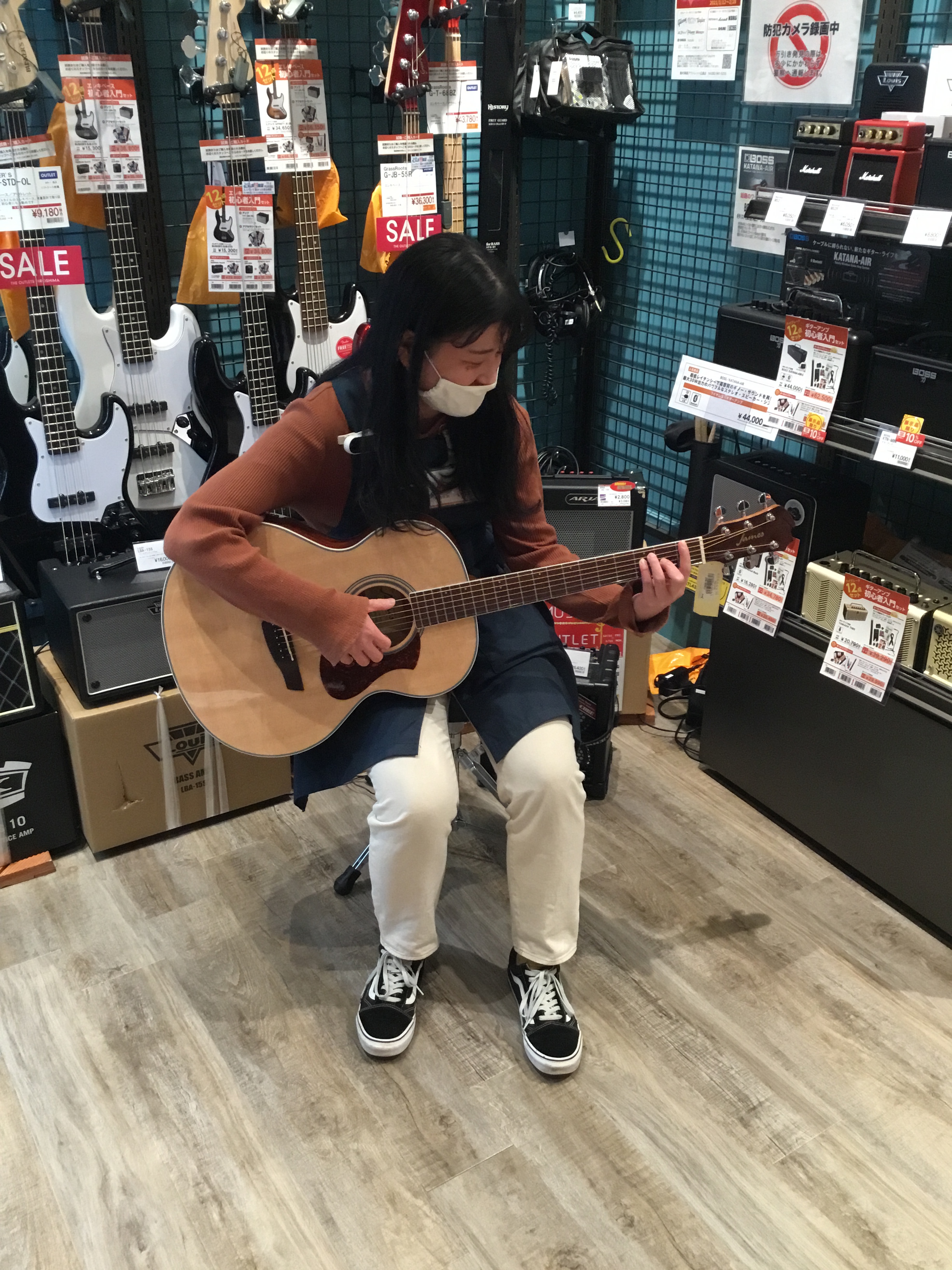 広島でアコースティックギターをお探しの方は島村楽器