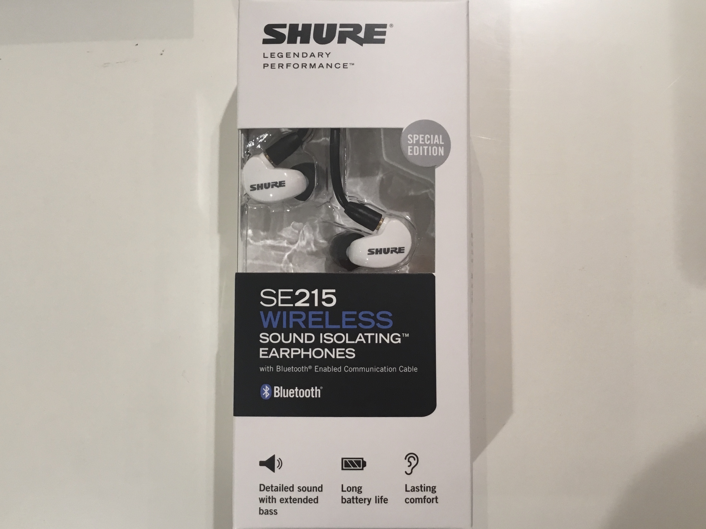 *人気のBluetoothイヤホンSHURE（シュア）SE215　アウトレット品が数量限定で入荷いたしました。　 **SHURE　SE215 ***SE215SPE-W-BT1-A |*メーカー|*品番|*通常販売価格（税抜）|*[!アウトレット価格（税抜）!]| |SHURE(シュア)|SE215 […]