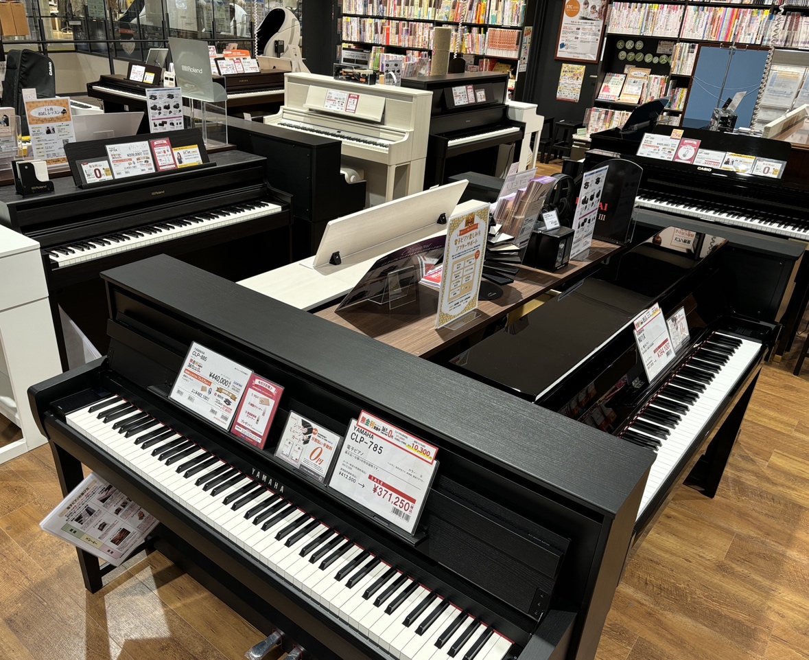 ピアノに詳しいスタッフがご案内させていただきます！ 電子ピアノ担当　ピアノアドバイザー　石川(いしかわ) はじめまして！ピアノアドバイザー（社内資格取得）の石川です！私は3歳の頃からの現在までピアノを続けています。大学時代はクラシックピアノを専攻しておりました。自身の演奏経験を生かし、お客様に最適な […]