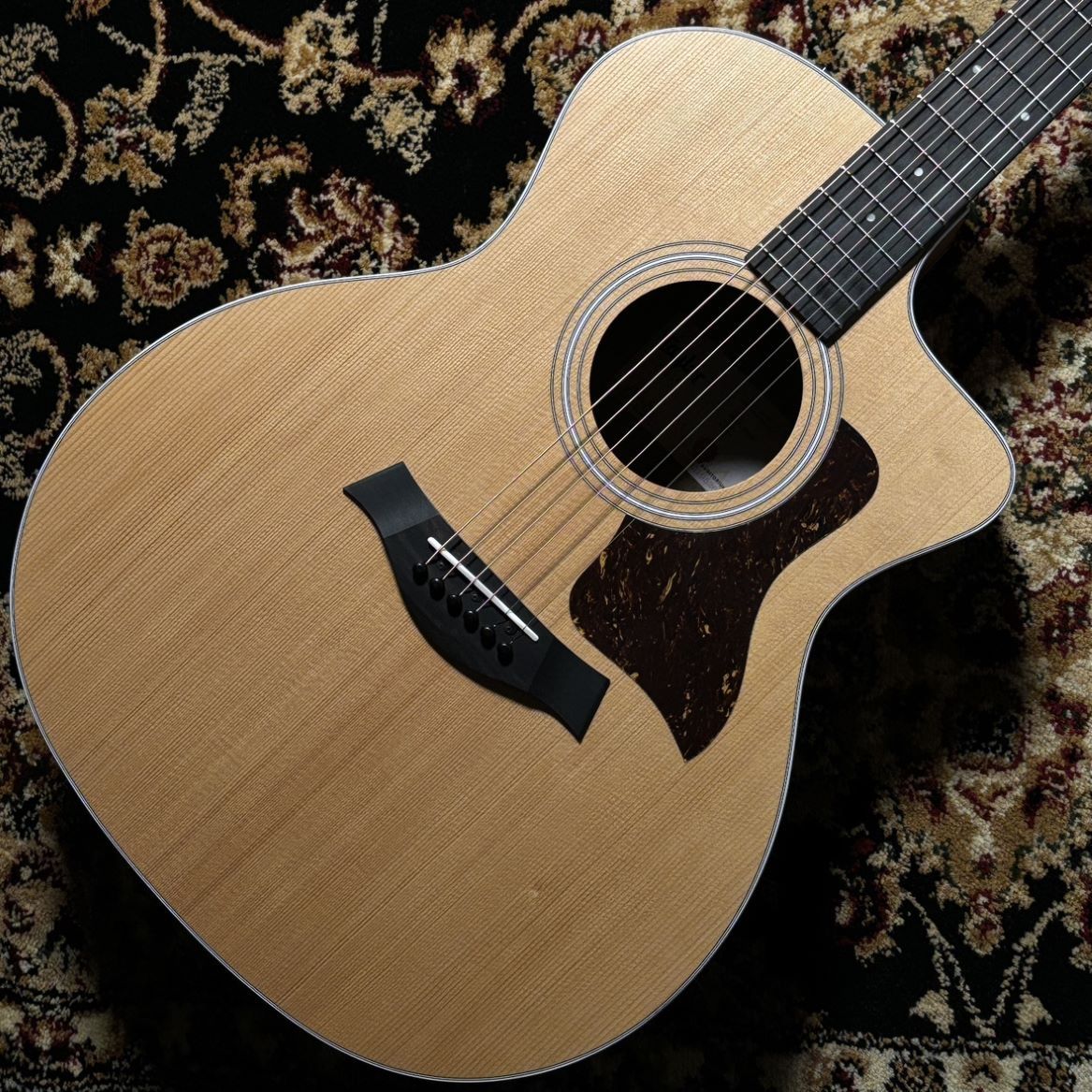 Taylor214ce Walnut