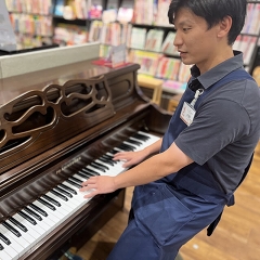 河野 文人(ピアノアドバイザー)