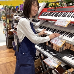 新谷 貴音(ピアノアドバイザー)