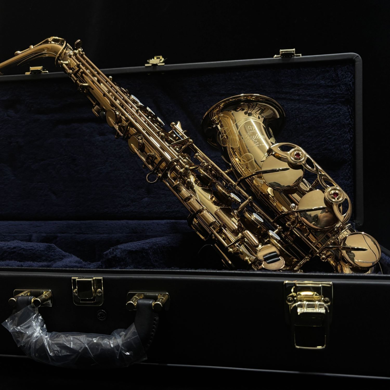 3月23日～5月15日までの期間中ヤマハのアルトサックス、テナーサックスを展示しております。店頭に並んでいる商品即日でお持ち帰り可能でございます。 CONTENTS開催期間アルトサックス　ラインナップテナーサックス　ラインナップ付属品について試奏のご予約はこちらからヤマハ管楽器 安心アフターサポート [&hellip;]