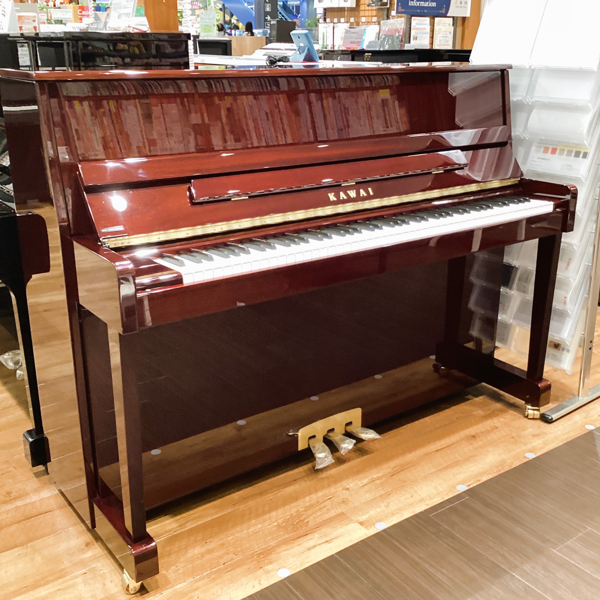 アップライトピアノKAWAI K-114SN