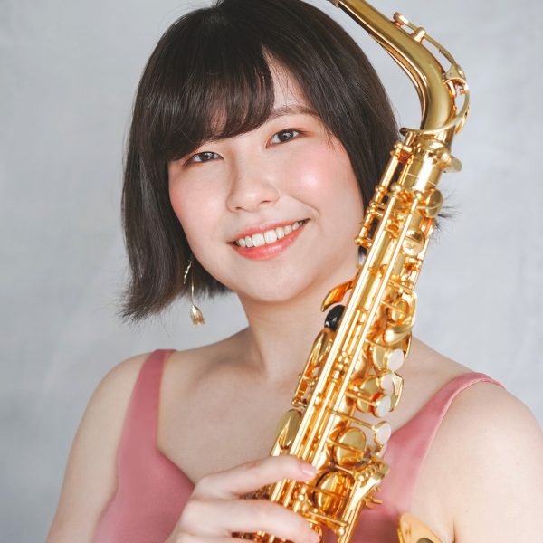 【月曜日サックス・デジタル管楽器教室】佐藤　杏奈