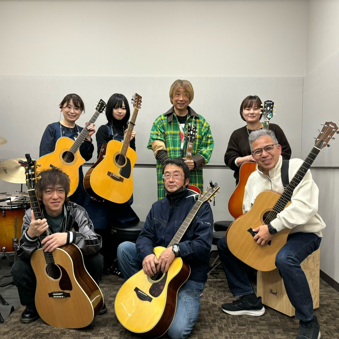 CONTENTS～Acoustic～ OPEN MIC CLUB開催しました！「OPEN MIC CLUB」とは？OPEN MIC CLUBは「初心者向けのこの本」から選曲しています！次回の開催予定担当スタッフ～Acoustic～ OPEN MIC CLUB開催しました！ みなさん、こんにちは！豊川 [&hellip;]