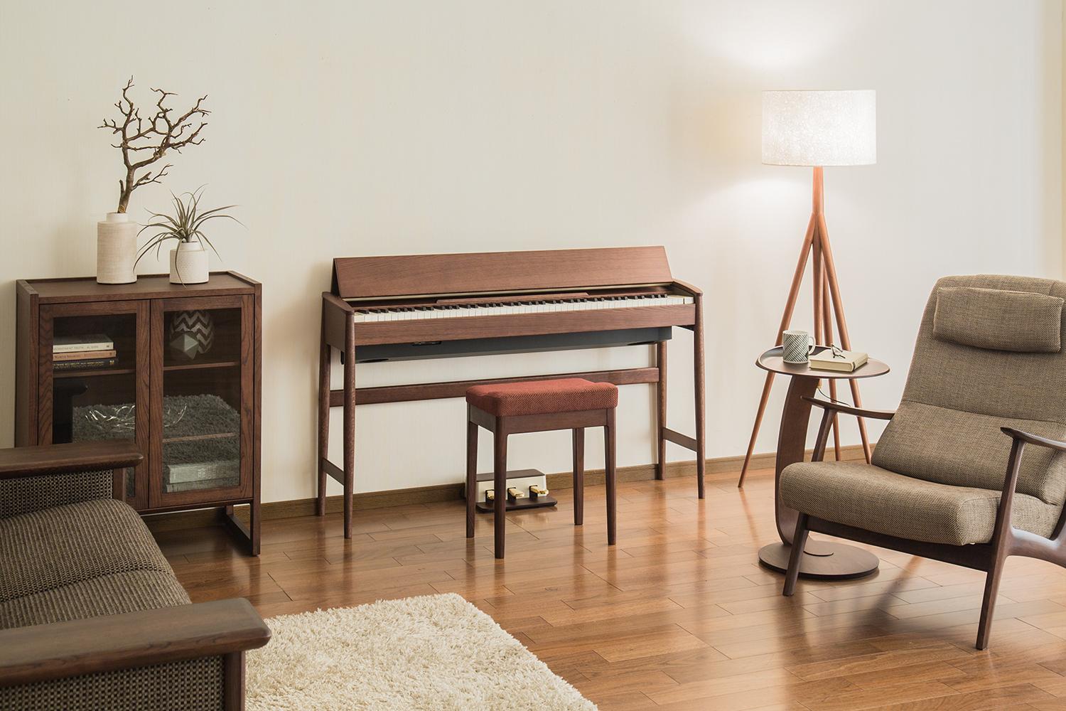 *天然木を活かした新しいデザインのピアノ「KIYOLA(きよら)」展示中 ローランド社がカリモク家具株式会社とコラボした新しいデザインの家具仕上げデジタルピアノ]]「KIYOLA（きよら） MADE IN JAPANシリーズ『KF-10』」発売中。]]2015 年度「グッドデザイン賞」を受賞している […]