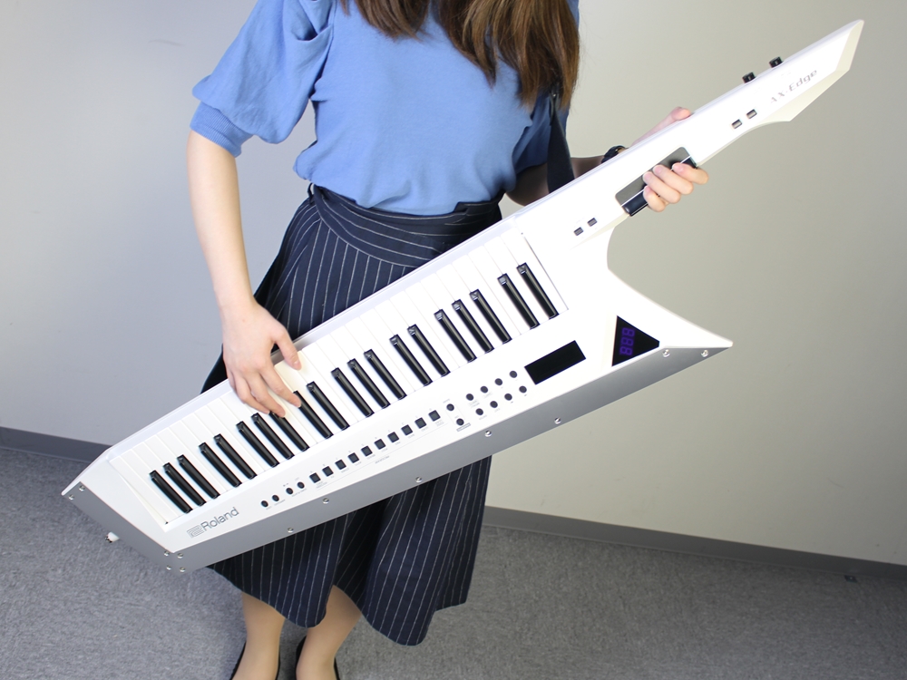 ショルダーキーボード、Roland「AX-Edge」発売開始！｜島村楽器