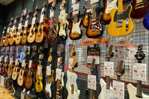 ギター選びはららぽーと豊洲店にお任せ下さい！ ららぽーと豊洲店にはギターの専門知識豊富なギターアドバイザーが常駐しております！はじめての楽器選びから2本目3本目の本格的な楽器選びまで、知識と経験を活かしお客様にピッタリな楽器をご案内いたします。また、店頭でもメンテナンスや簡易的なリペアも受付可能です […]