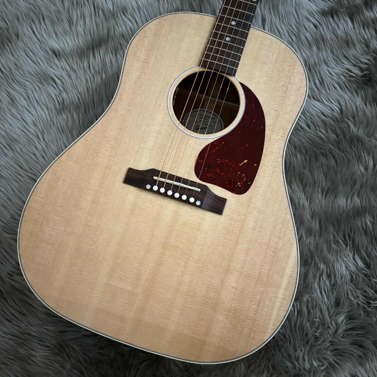 GibsonJ-45 Standard Gloss
