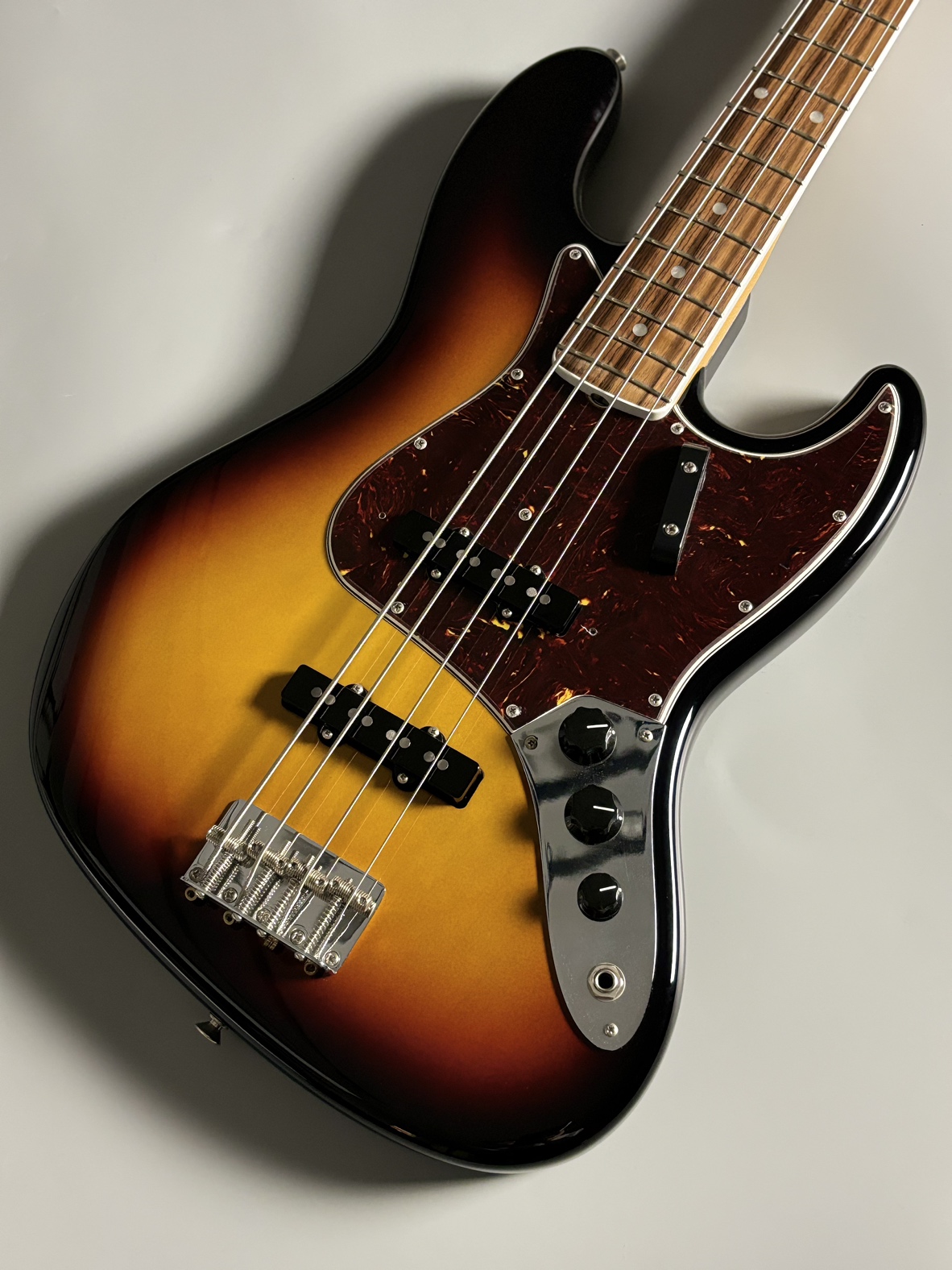FenderAmerican Vintage II 1966 Jazz Bass