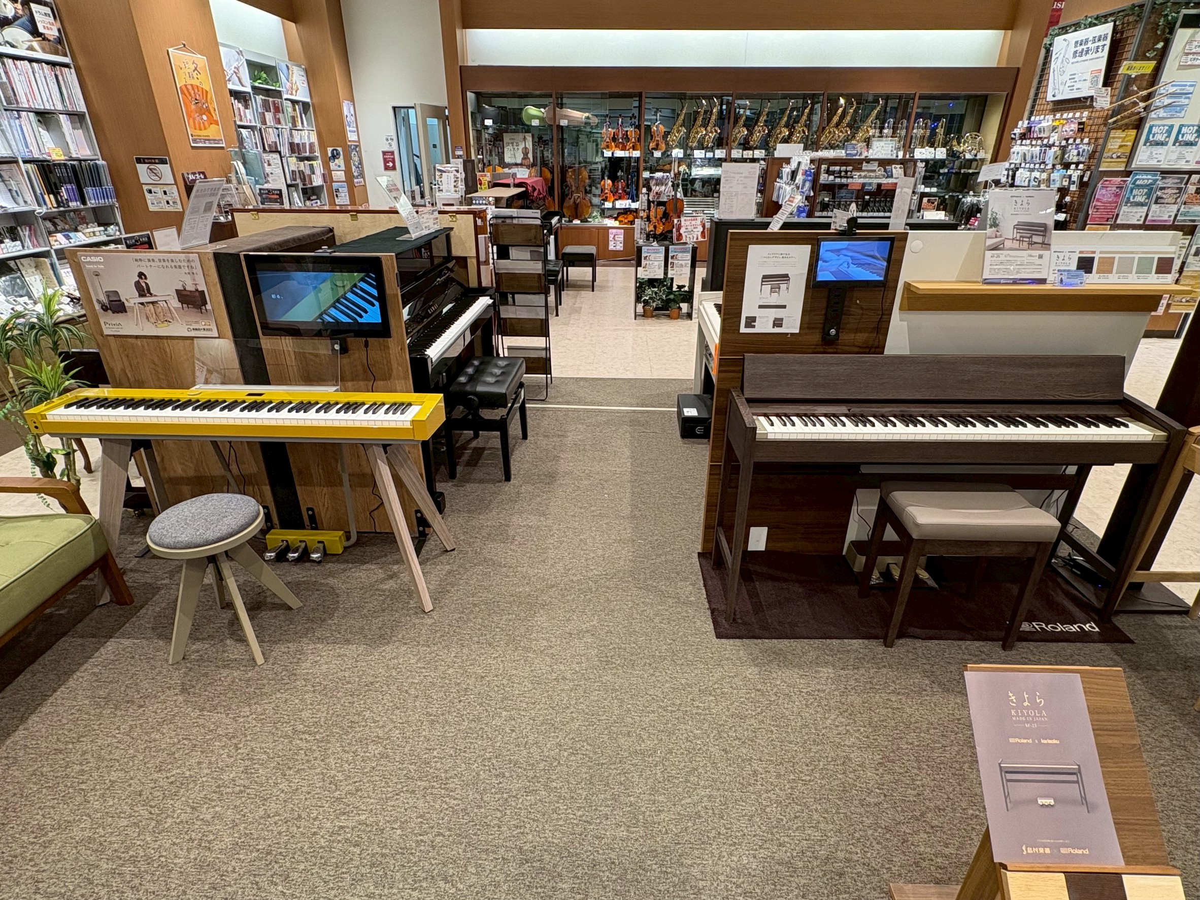 イオンモール土浦店にスタイリッシュピアノがやってきた！】CASIO PX