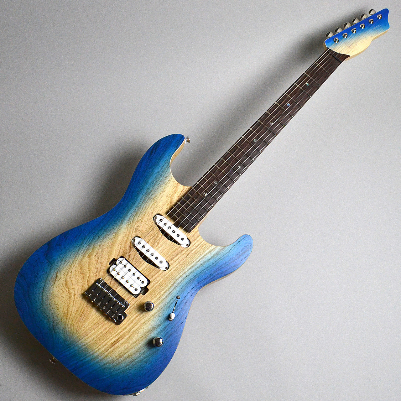 *SAITO GUITARS **S-622/ASH 【Tecophilaea】 ***製品特徴 Saito Guitarsを生産する齋藤楽器工房は1991年から2013年まで、東京でギターリペアショップとして営業しておりました。]]2011年ハンドワイヤリングピックアップ"SAYTONE PICK […]