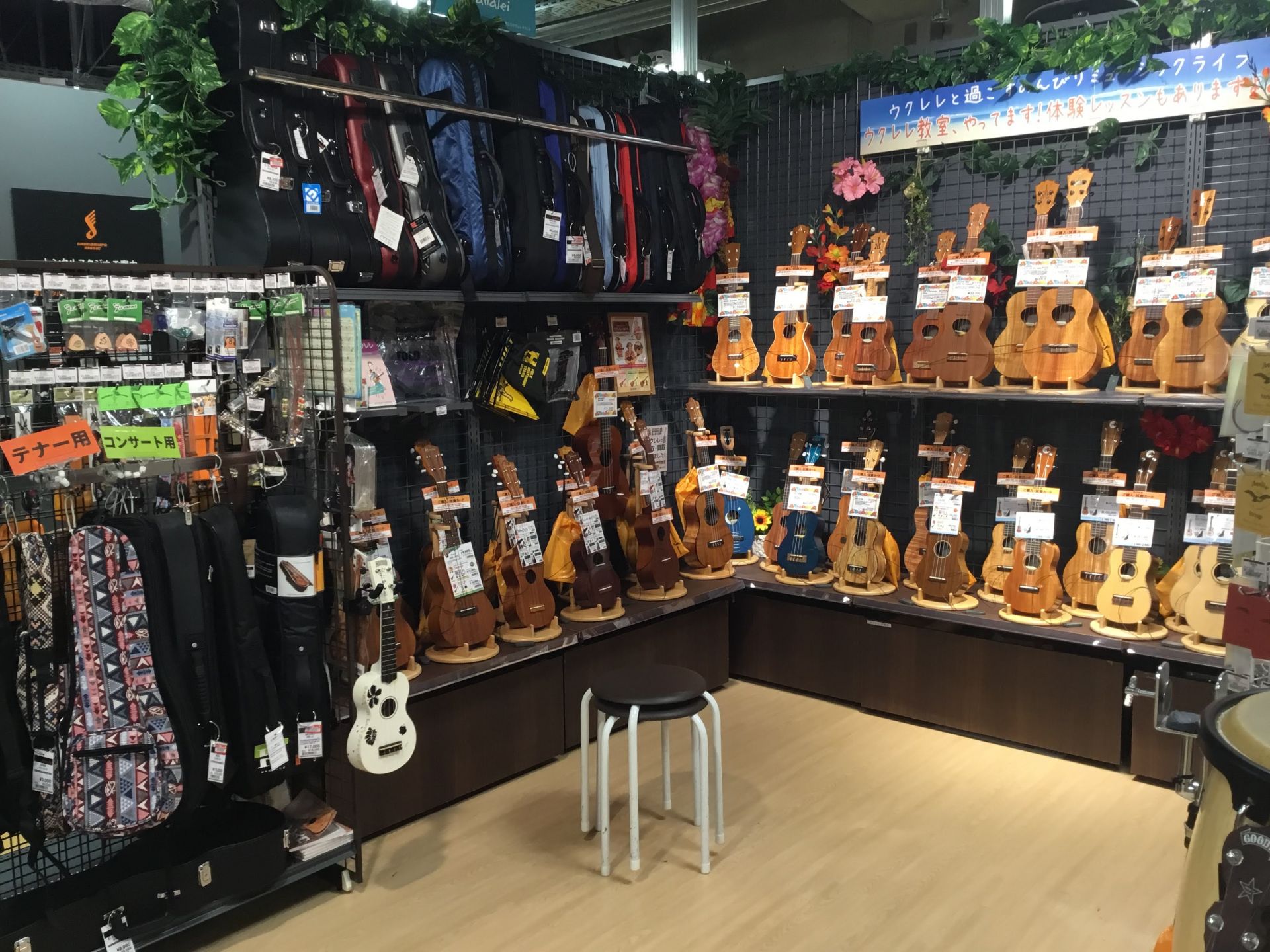 梅田ロフト店　ウクレレメインページ