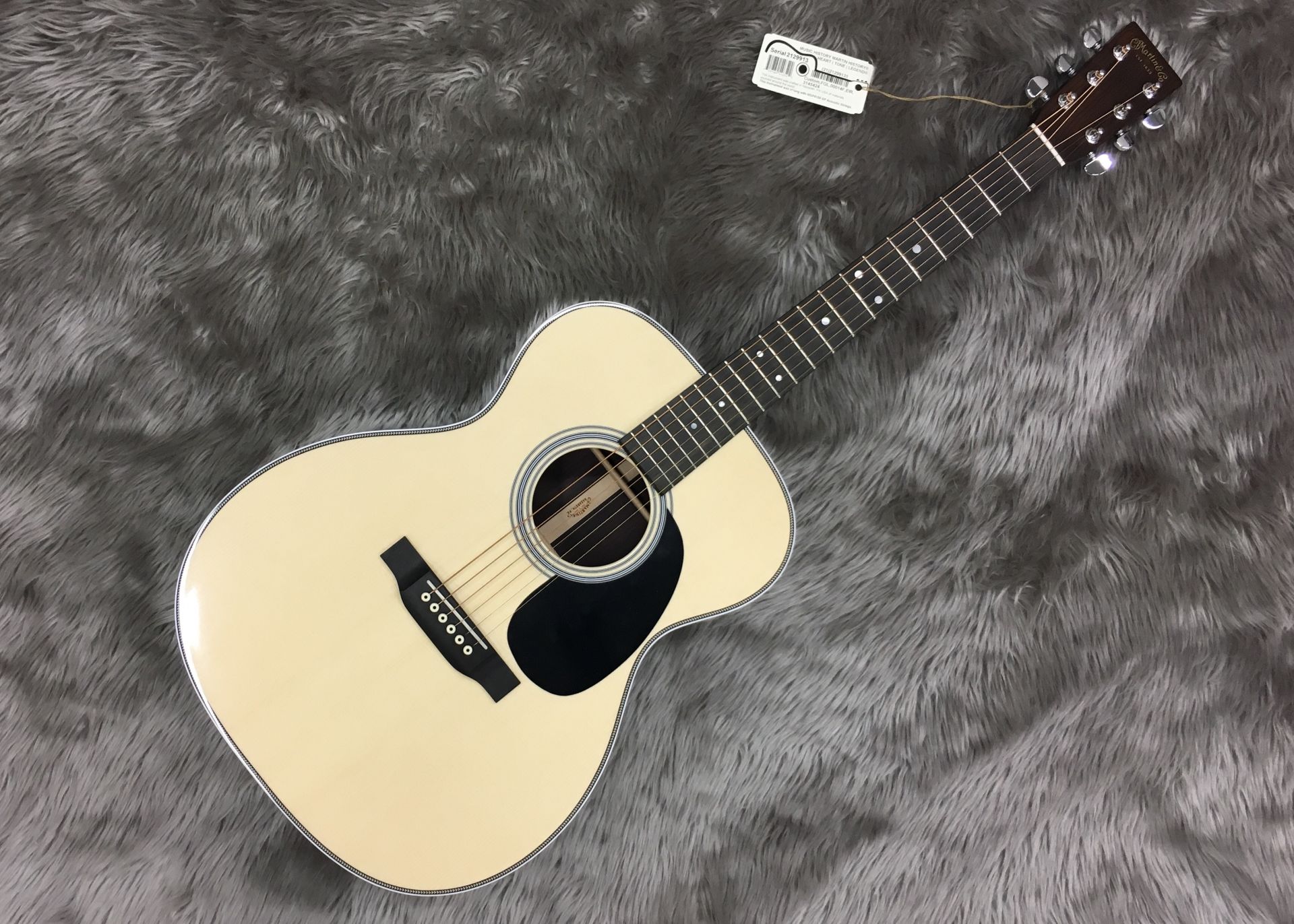 Martinファクトリーツアー・オーダーモデルが入荷！【OOO-28 Custom Herringbone#2129912】