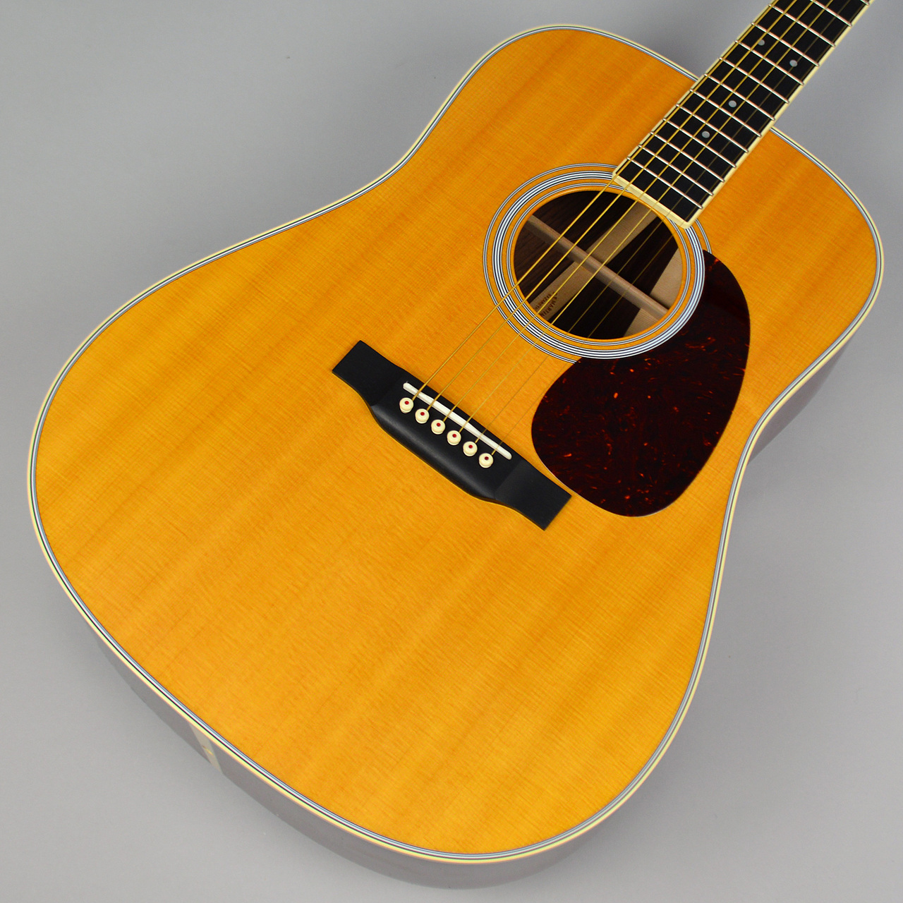 Martin D-35 Standard