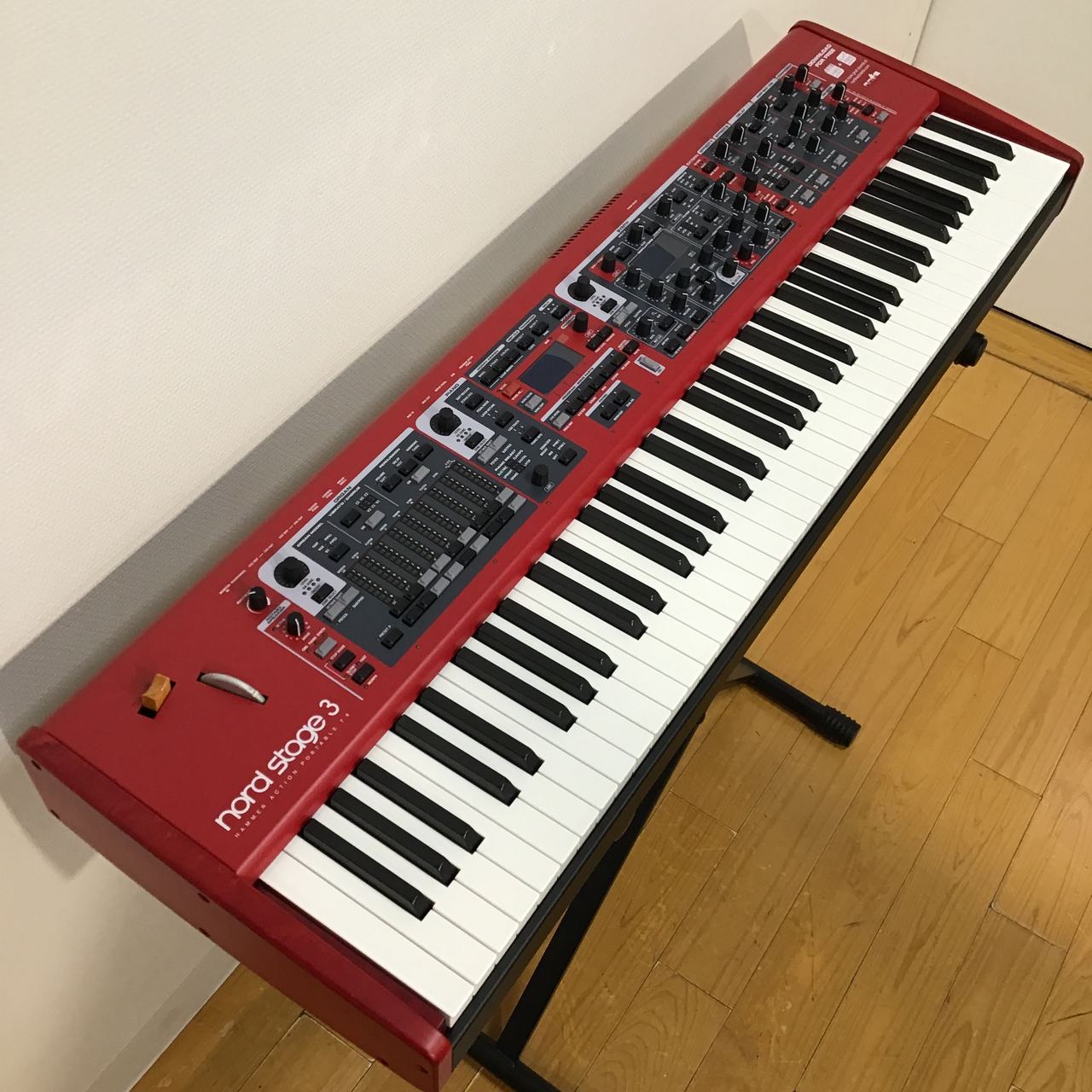 【ご成約】【1台限り特価品!】Nord Nord Stage 3 HP 76
