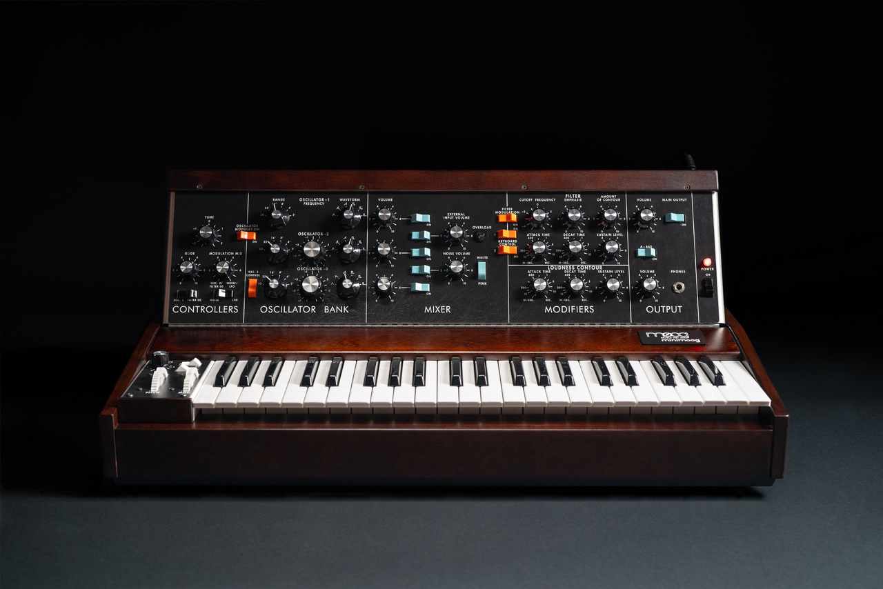 唯一無二！限定生産品のご予約が開始となりました！Moog MINIMOOG MODEL D 2022