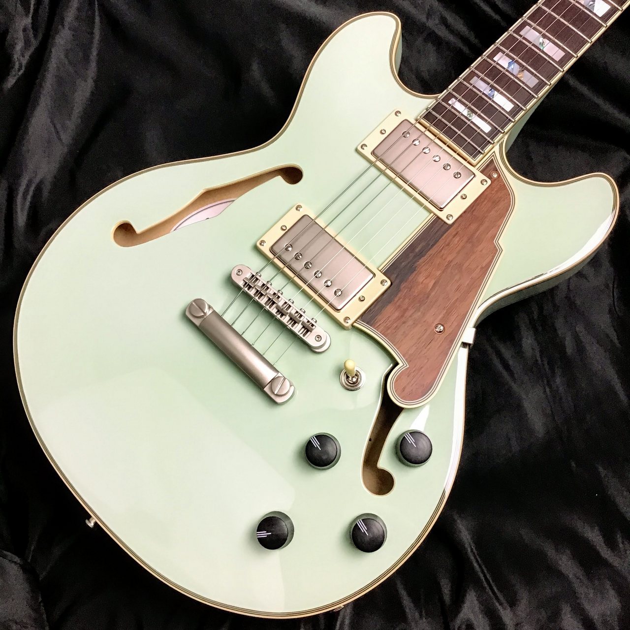 <DELUXE LIMITED EDITION COLLECTION for 2022>国内1本のみの希少モデルDeluxe Mini DC Limited Edition Sage