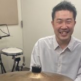 大阪・梅田 【ドラム音楽教室】スタッフがドラムの体験レッスン受けてみた！