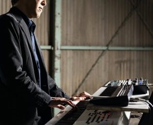 2025年初夏OPEN予定！【DTM/シンセキーボード/ポピュラーピアノ/ピアノ弾き語り講師】金・土曜日：大屋 岳志（おおや たけし）