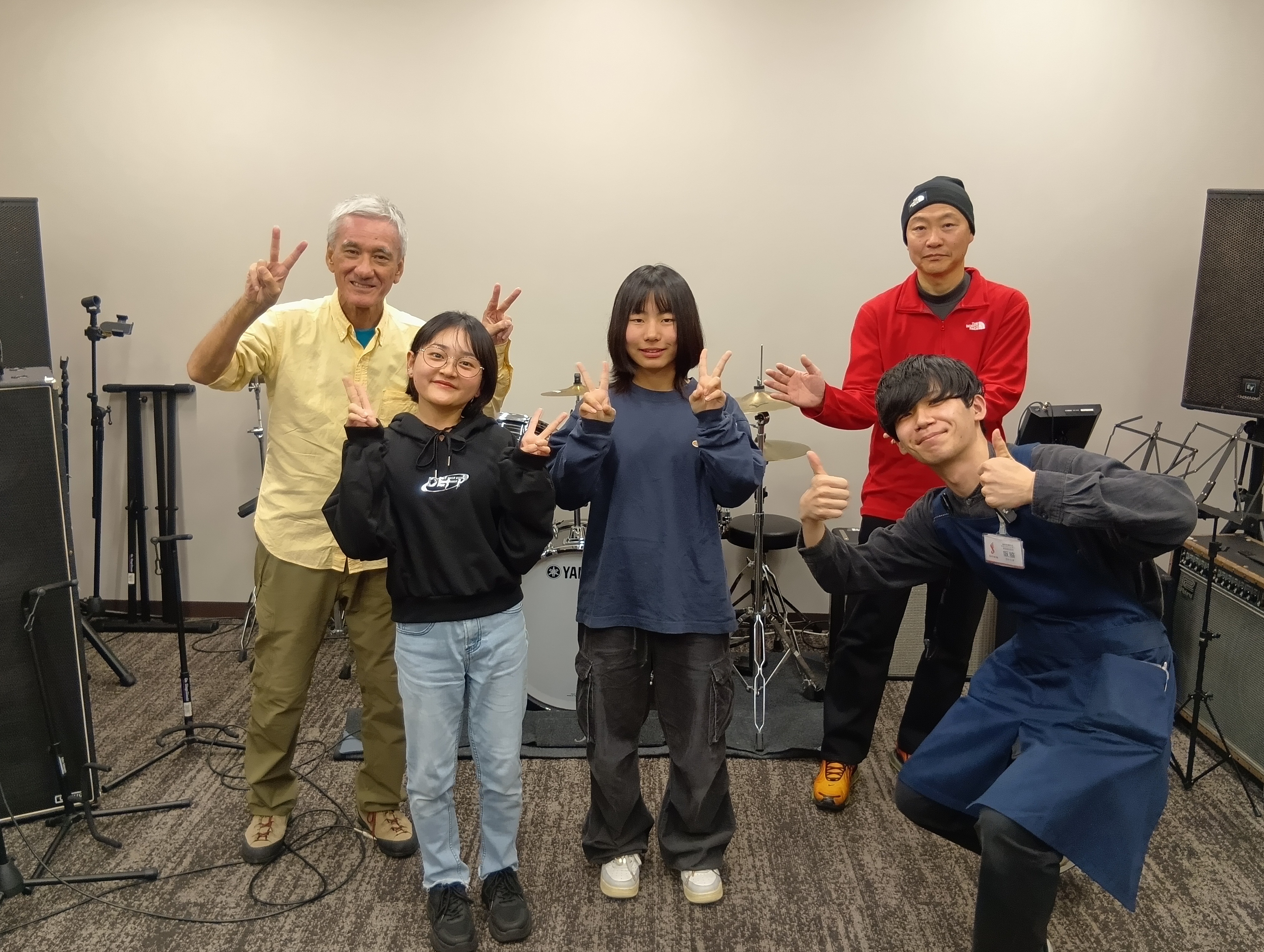 HOTLINE in 梅田店　第2回目の開催！！ 参加者皆さんが弾き語り演奏で、とてもハートフルなライブとなりました！ CONTENTSHOTLINEとは...1, わいまる2, Ooishi3, SORA4, ほほいち次の開催は12月7日🎶HOTLINEとは... 店頭のスタジオで、参加者さんとス […]