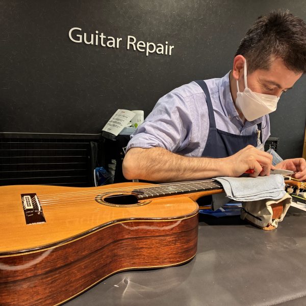 店内にリペアブースを併設。熟練のリペアマンがご相談を承ります。