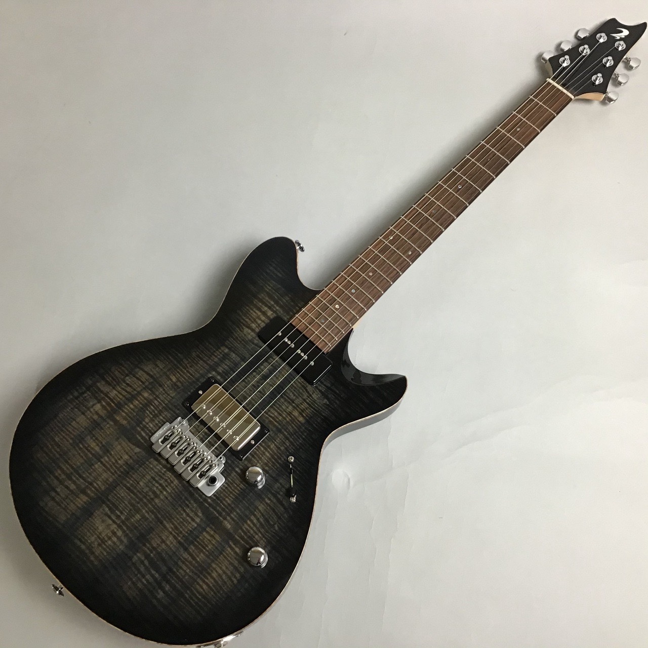 T’s GuitarsVena22/P90