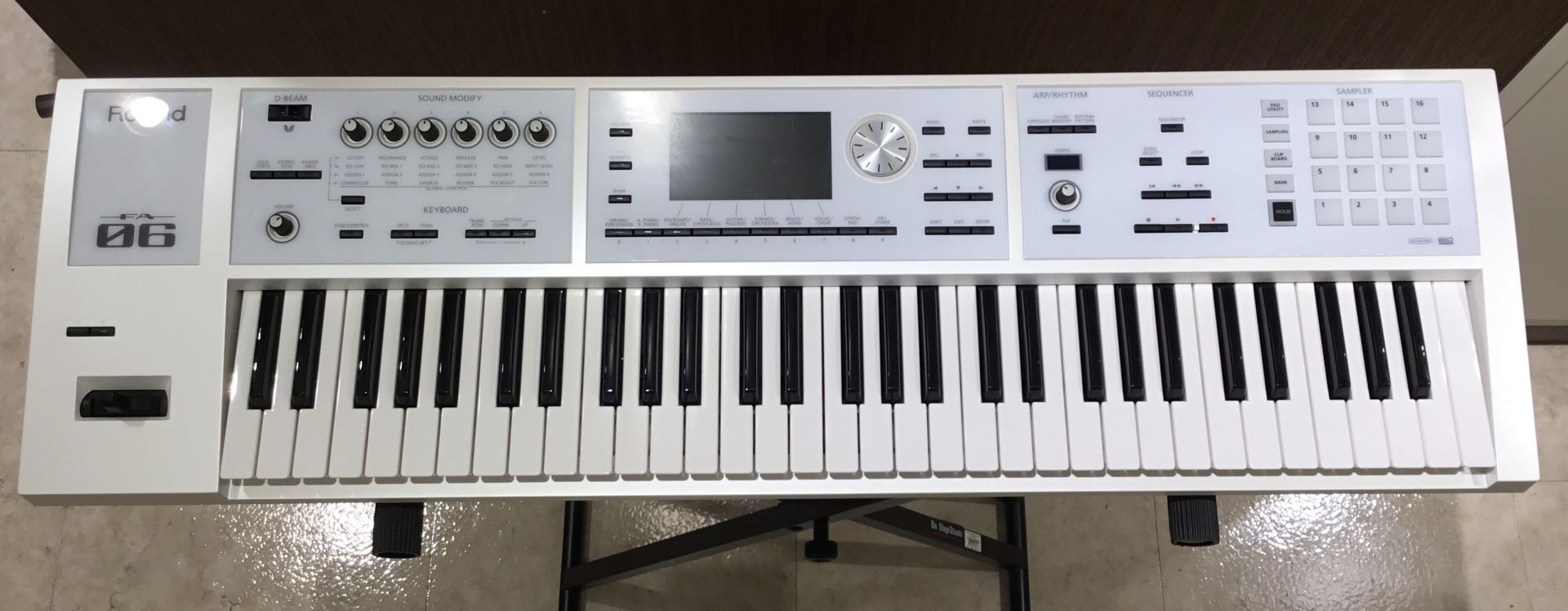 *ライブも曲作りもこれ一台！！【FA-06-SC】 |*メーカー|Roland| |*品番|FA-06-SC| |*価格|￥129,800| 圧倒的人気の[!!FA-06-SC!!]！今回はこちらの魅力を徹底解説していきます！ [!![https://www.shimamura.co.jp/shop […]