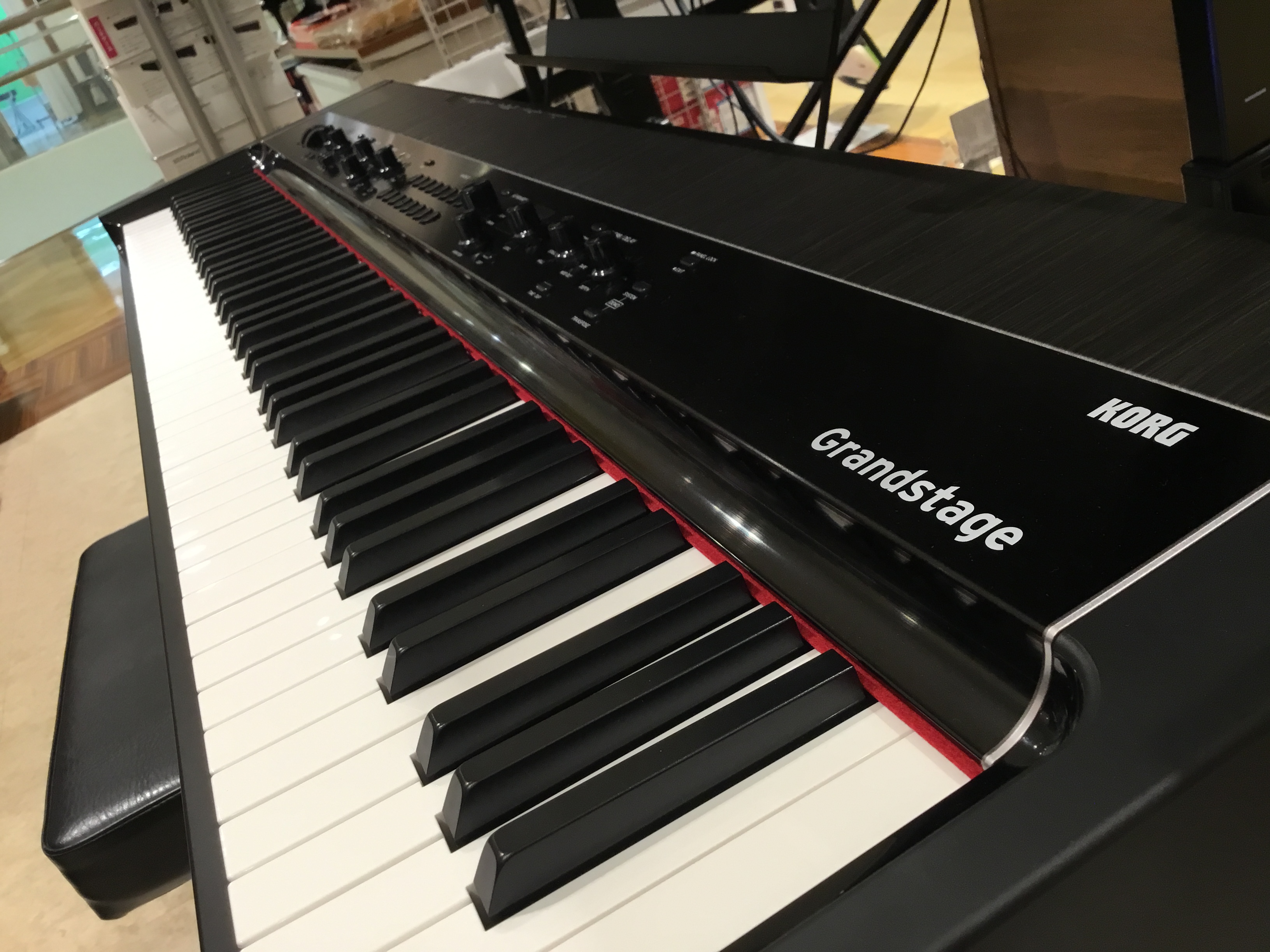 *ステージ・ピアノの新たなマスターピース！！【GS1-88】 |*メーカー|KORG| |*品番|GS1-88| |*販売価格（税込）|[!￥253,000!]| |*付属品|電源コード、譜面立て、ダンパー・ペダル（DS-1H）、キーボード・スタンド（Standard-M-SV：88鍵、73鍵共通） […]