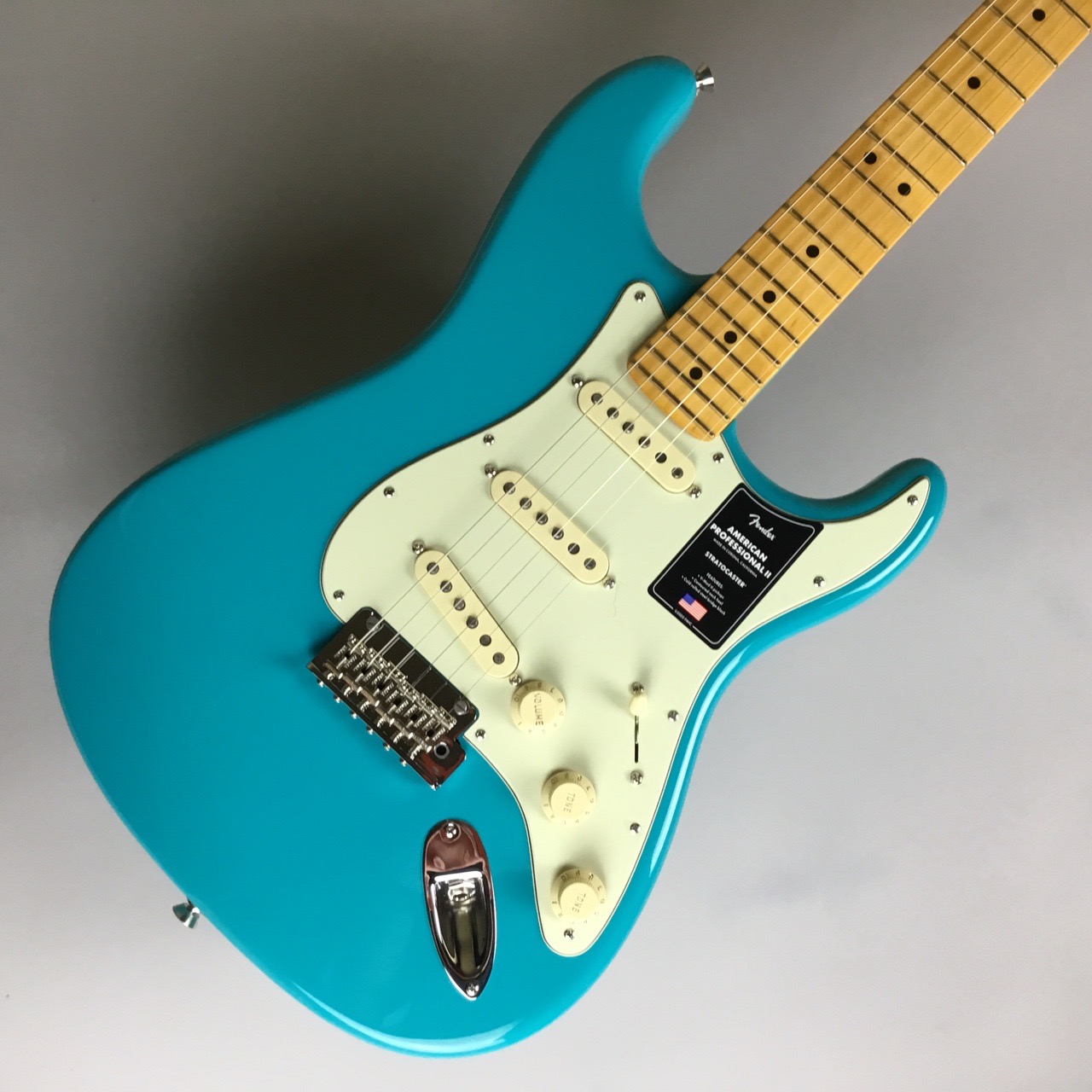 【エレキギター入荷情報】Fender（フェンダー）American Professional II Stratocaster Maple Fingerboard Miami Blue入荷！！
