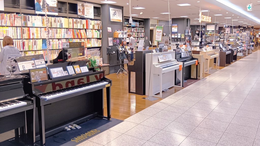 CONTENTS各メーカーのおすすめモデルを常時40台以上展示！全機種お試しいただけます！お気軽にご相談ください。担当スタッフよくあるご質問イベント情報電子ピアノラインナップアップライトピアノラインナップピアノの選び方ピアノレッスンのご案内お問い合わせ各メーカーのおすすめモデルを常時40台以上展示！ […]