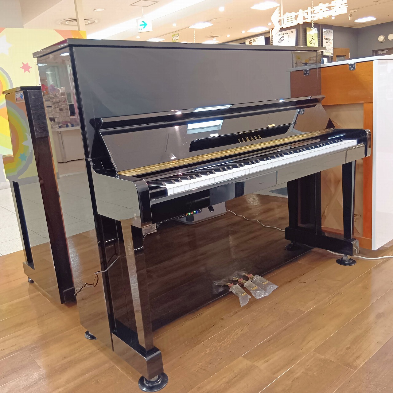 中古アップライトピアノヤマハ MC10A ピアメイト消音ユニット付