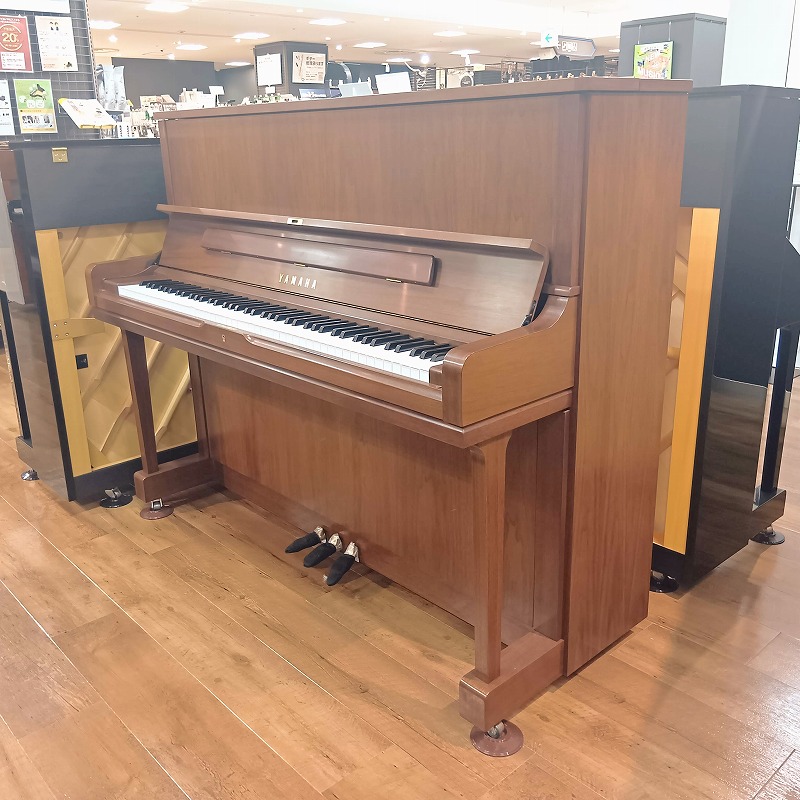 新品アップライトピアノヤマハ YUS1Wn