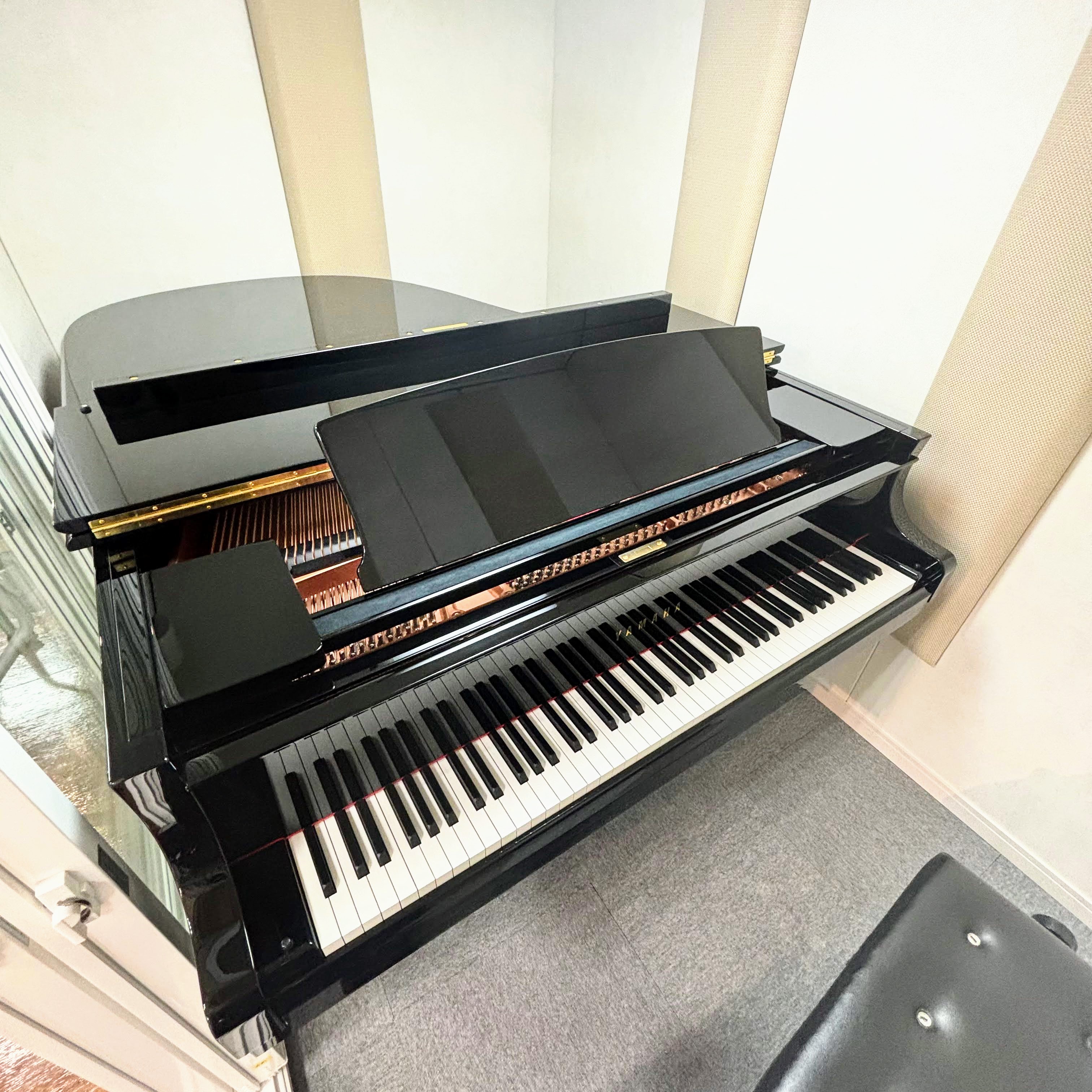 新品グランドピアノYAMAHA　C3X