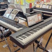 クリスマスプレゼントにも大人気！！卓上型電子ピアノ各種展開中です♪