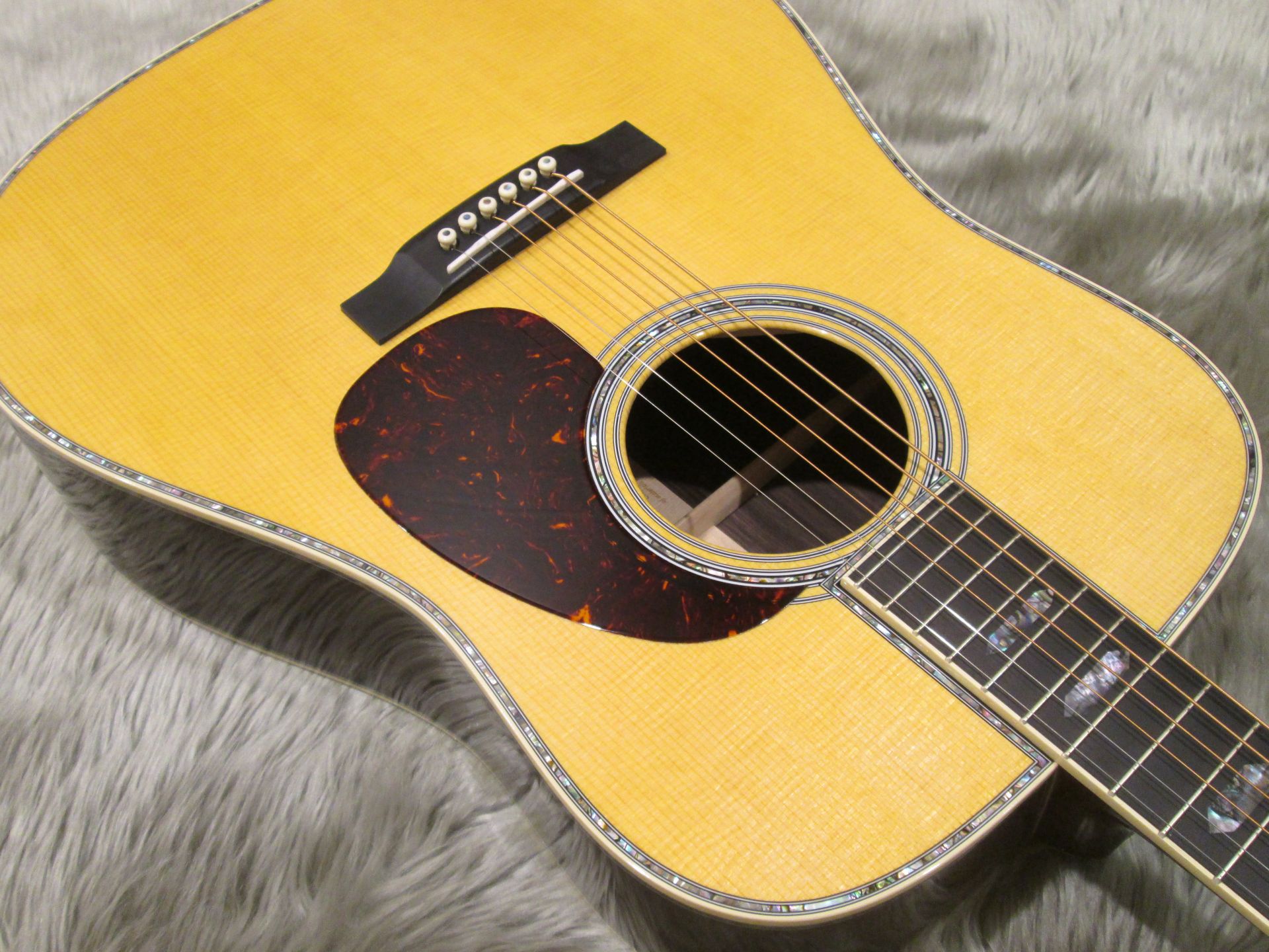 【入荷情報】Martin – D-45 Standard