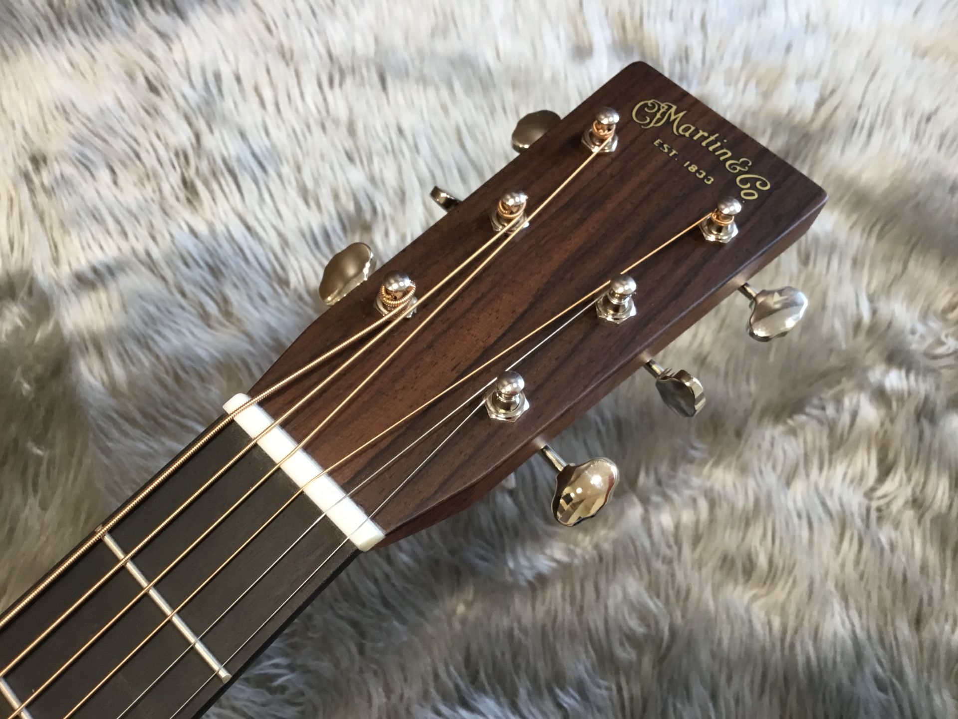 【入荷情報】Martin – D-28 Standard