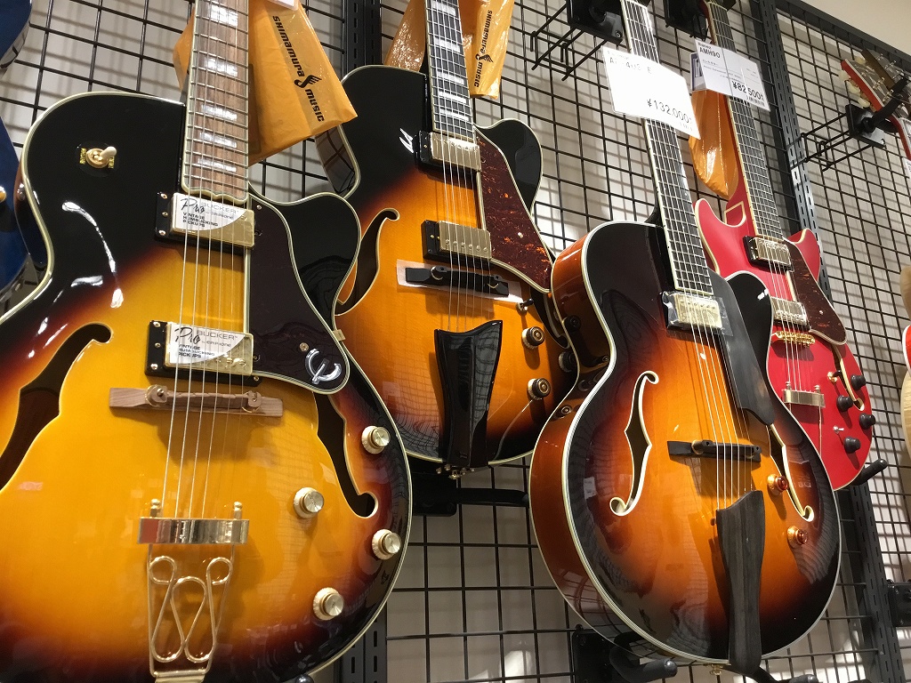 *"Archtop Guitar Lab"とは？ 全国の数ある島村楽器で「セミアコ・フルアコ」等の、所謂「箱物・Archtop Guitar」と呼ばれるボディがホロウ構造になっているギターを、数多く取り揃えた店舗を「Arctop Guitar Lab」と称して展開しています。 箱物専門店に負けない品 […]