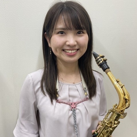 サックスインストラクター 担当曜日:月・火・金・土・日佐藤 真希子 (さとう まきこ)