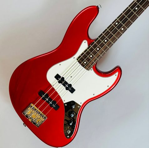 Black SmokerStandard Beta J4 w/Matching Head -Candy Apple Red