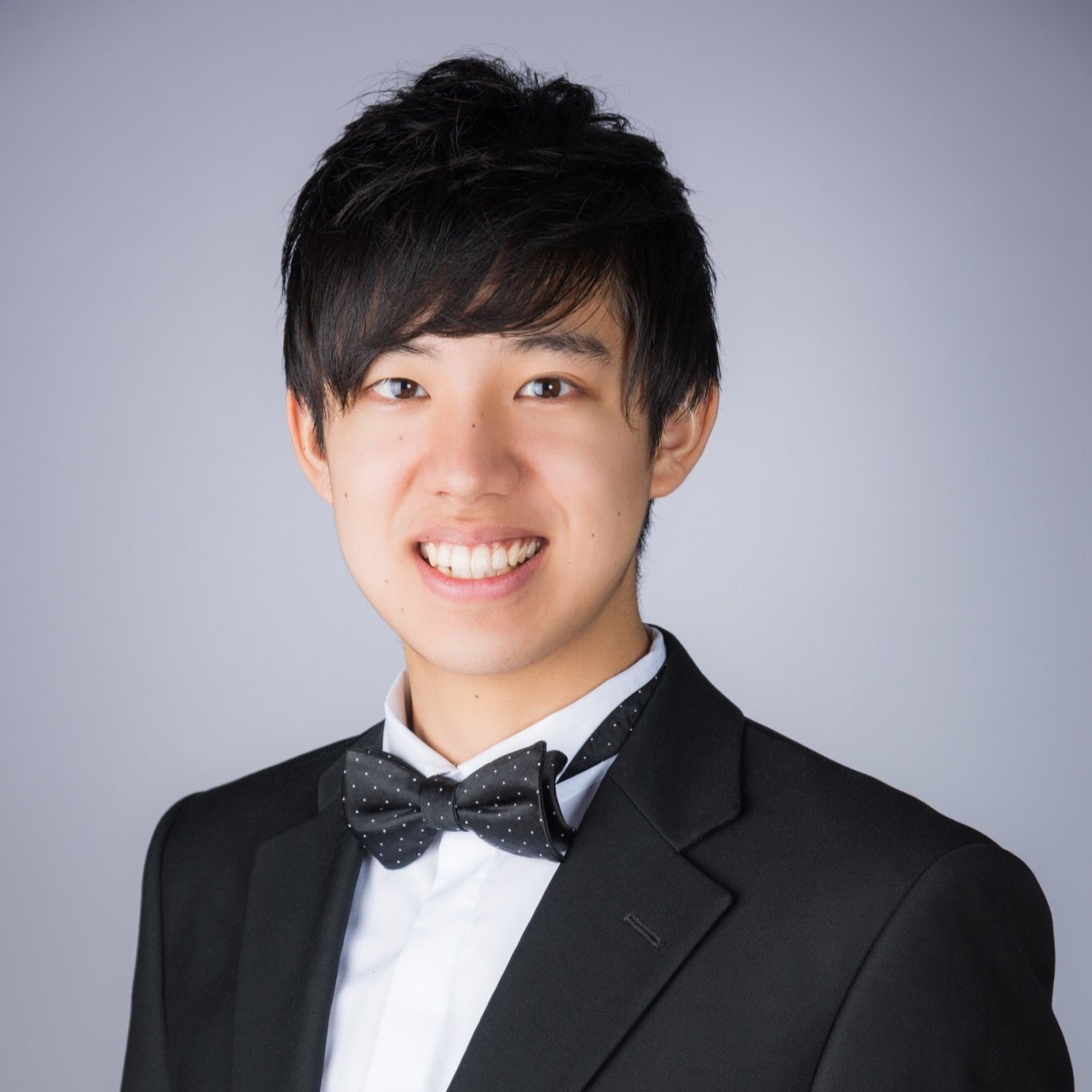 有泉　達史（ありいずみ　たつし）