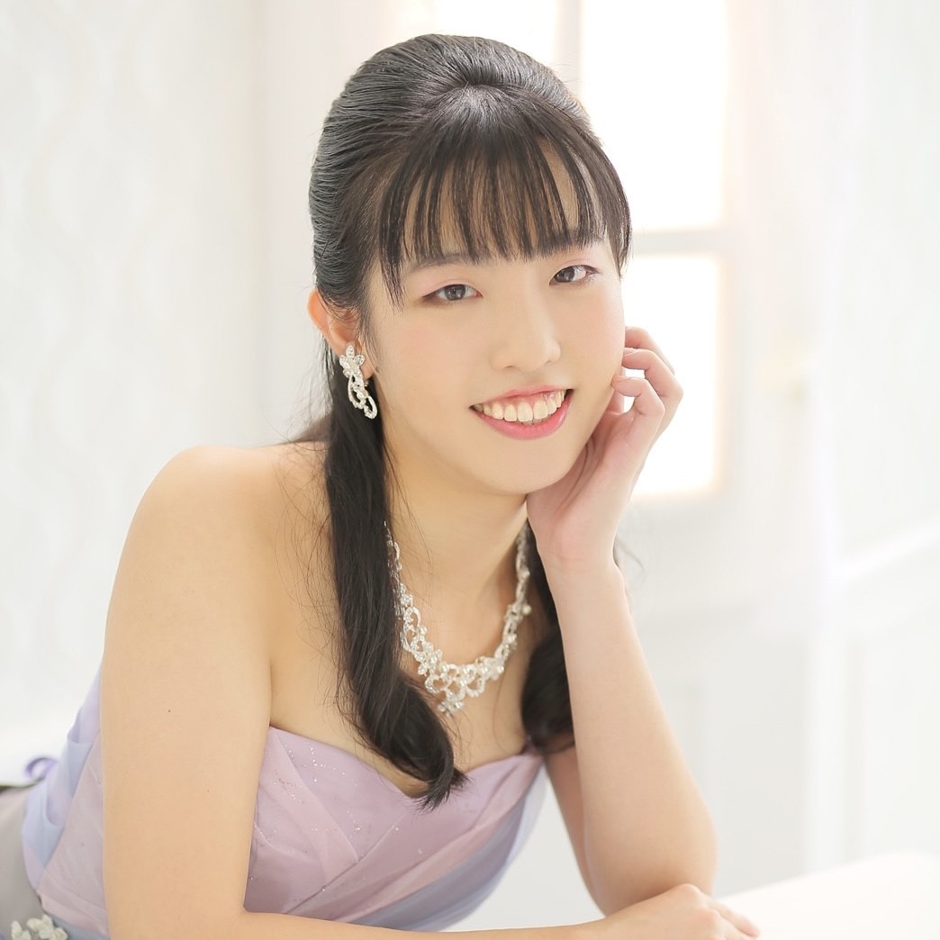 天野　穂乃香（あまの　ほのか）